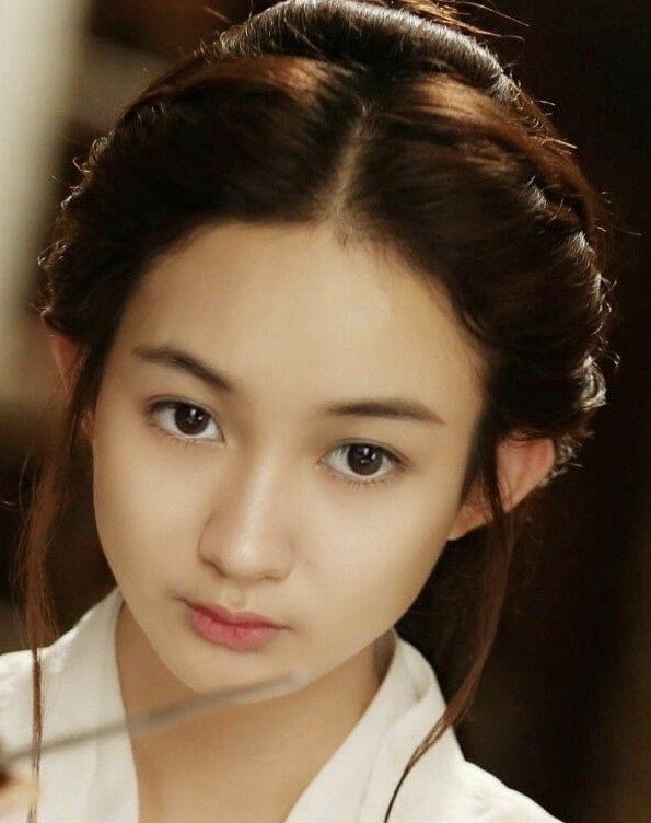 “Vì tuổi trẻ chẳng hai lần thắm lại...