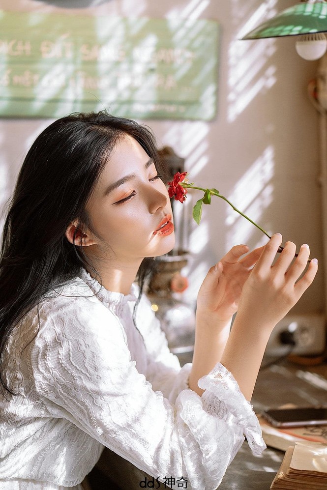 Hot girl Kinh tế Quốc dân bản lĩnh trước những cám dỗ khi nổi tiếng khá sớm - ảnh 15