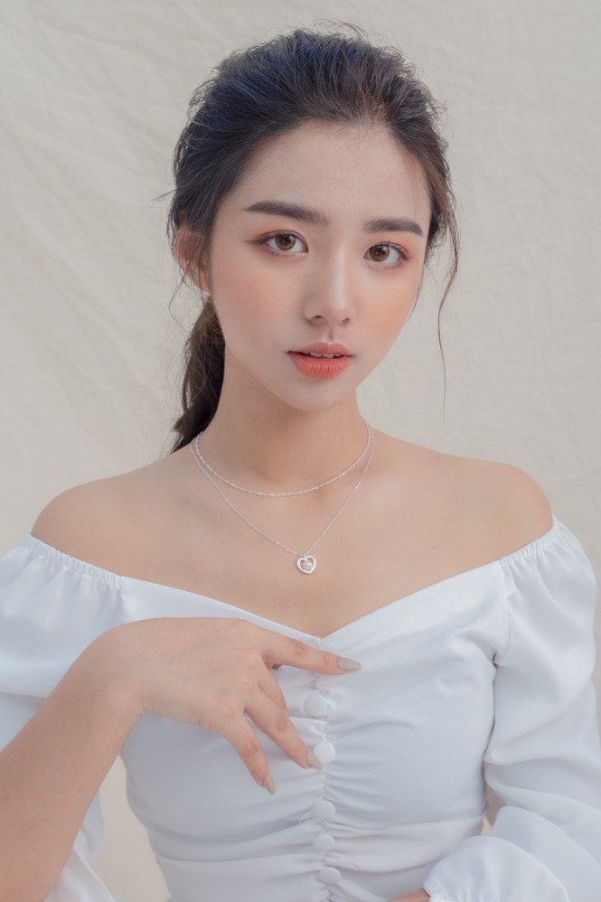 Hot girl Kinh tế Quốc dân bản lĩnh trước những cám dỗ khi nổi tiếng khá sớm - ảnh 16