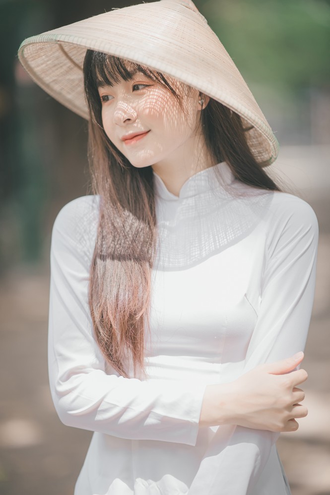 Nữ sinh báo chí Huyền Trang: Nghệ thuật nằm bên tay trái - ảnh 3