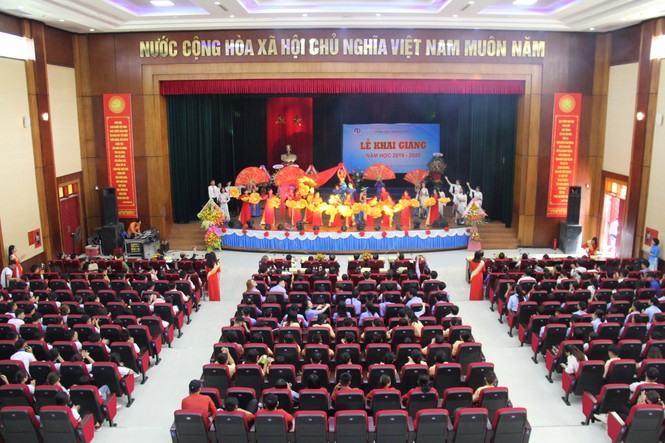 Đến trường ĐH Nội vụ Hà Nội Phân hiệu tại Quảng Nam – Đà Nẵng để học tập, khám phá du lịch - ảnh 5