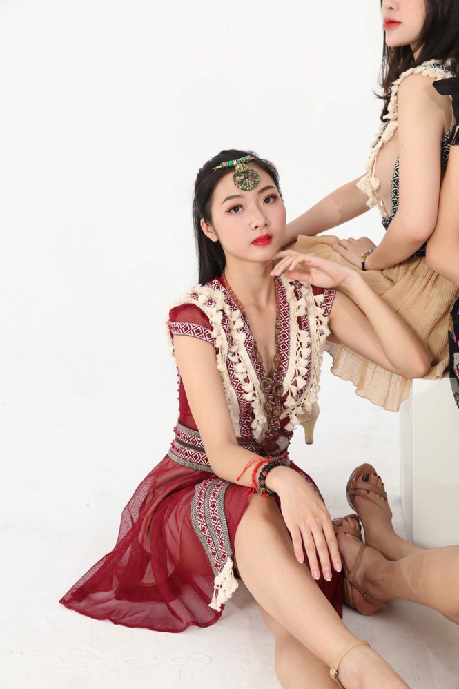 Nữ sinh Quảng Bình đam mê tận cùng với nghề múa - ảnh 9