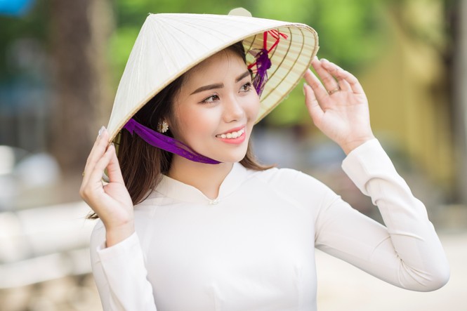 “Xác chết trôi sông” trở thành hoa khôi đại học - ảnh 8