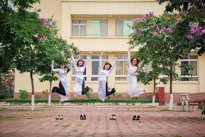 Những tọa độ “check in” đẹp mê mẩn tại Đại học Đại Nam - ảnh 10