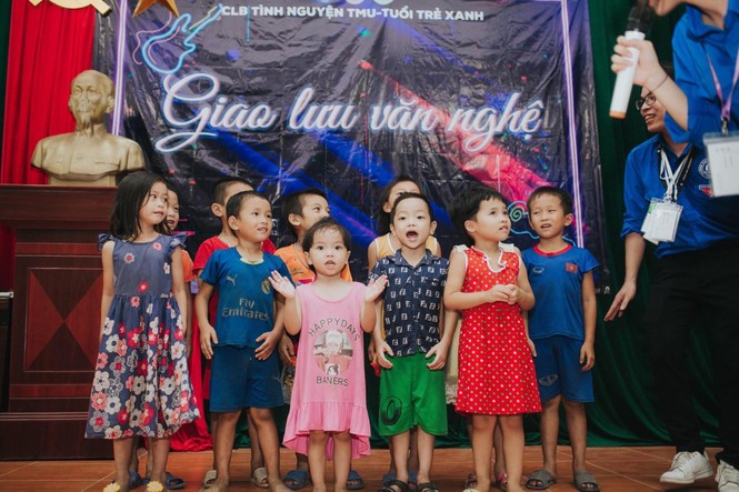 Mùa hè xanh tình nguyện của tuổi trẻ trường Đại học Thương Mại - ảnh 15