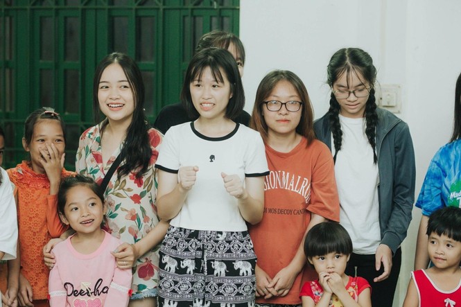 Mùa hè xanh tình nguyện của tuổi trẻ trường Đại học Thương Mại - ảnh 20