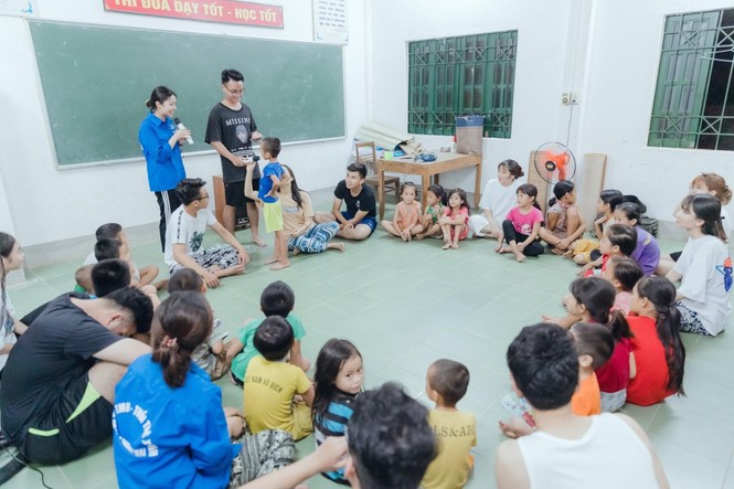 Mùa hè xanh tình nguyện của tuổi trẻ trường Đại học Thương Mại - ảnh 24