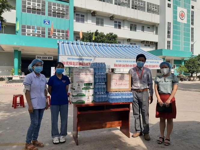 Khi cả nhà trường và sinh viên cùng chung tay chống dịch COVID-19 - ảnh 13