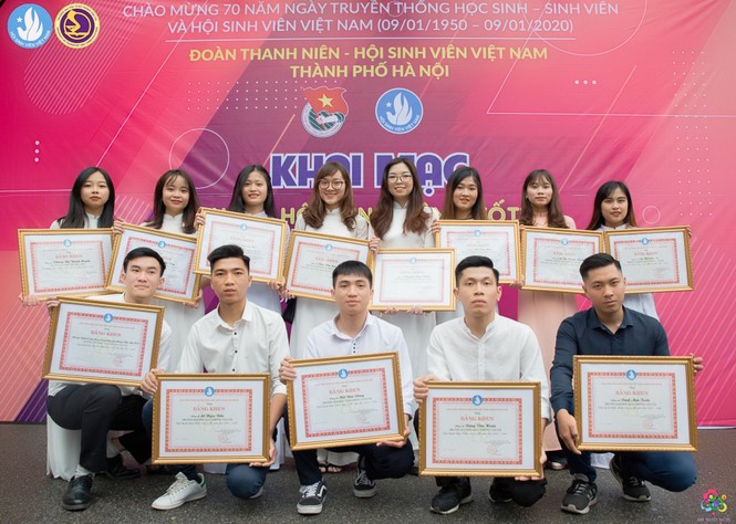 Tuổi trẻ phải cuồng nhiệt thì thanh xuân mới có ý nghĩa - ảnh 9