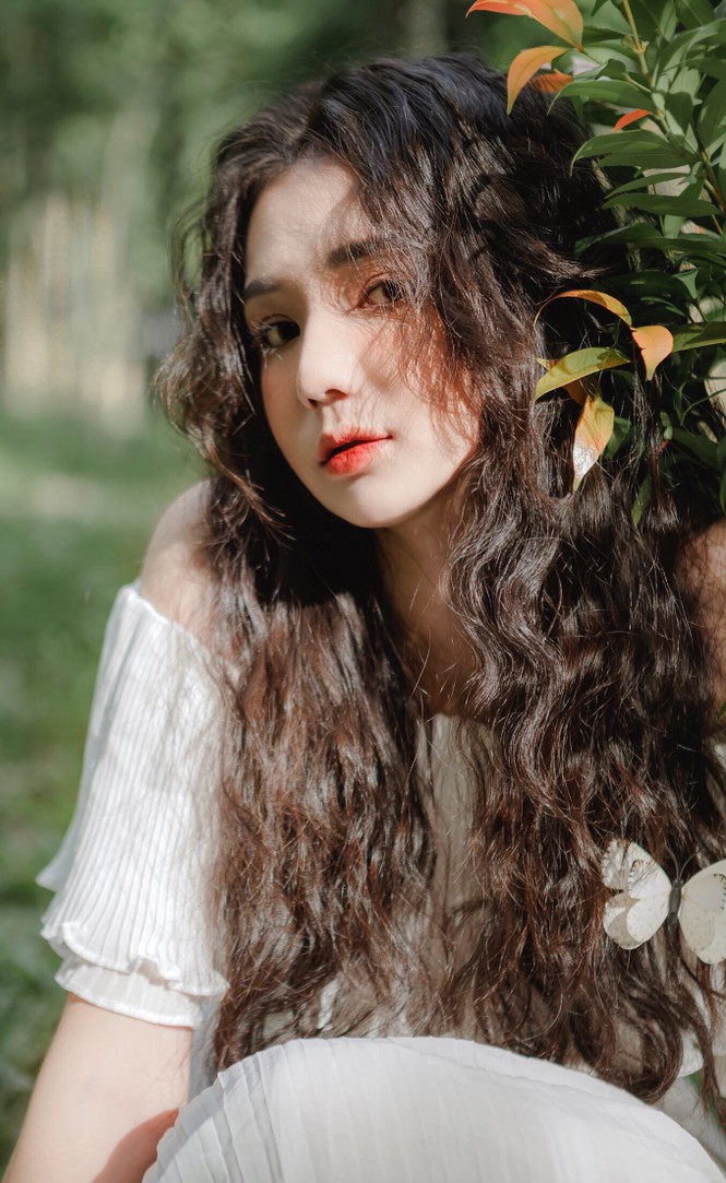 Nữ sinh 10X Bình Dương sở hữu nhan sắc ngọt ngào tựa “búp bê lai” - ảnh 4