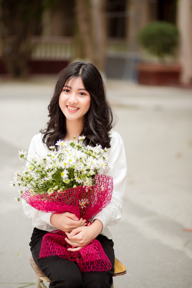 Nữ sinh có ánh mắt biết cười quyết tâm chinh phục chân trời tri thức - ảnh 10