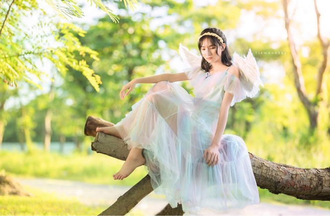 Vẻ đẹp trong veo tựa ‘nàng thơ’ của nữ sinh trường Cao đẳng Sư phạm Trung ương - ảnh 11