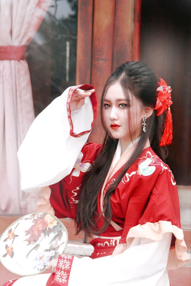 Bộ ảnh cổ trang của thiếu nữ 15 tuổi khiến dân tình điêu đứng - ảnh 6