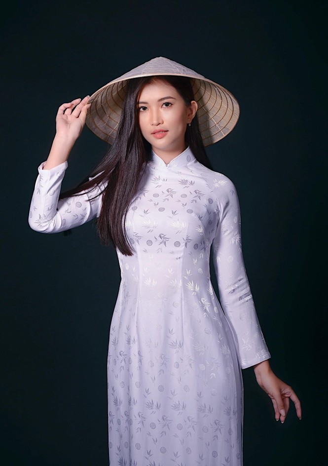 Tâm sự của cô gái đến từ “Xứ sở Hoa vàng trên cỏ xanh” - ảnh 12