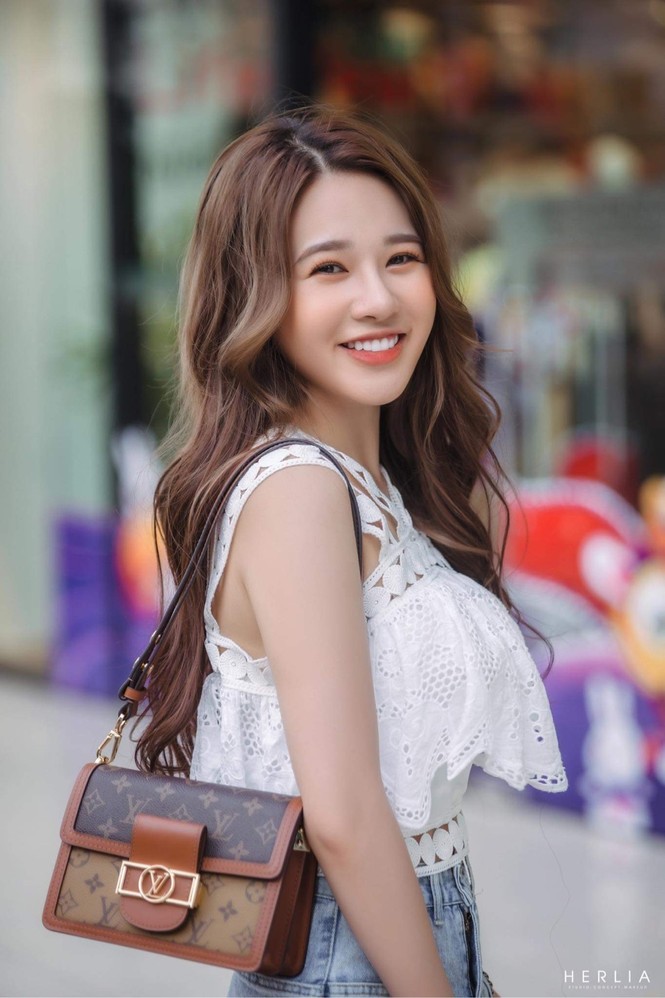 Hot girl Nam Định sở hữu nét đẹp giống diễn viên Sam - ảnh 3