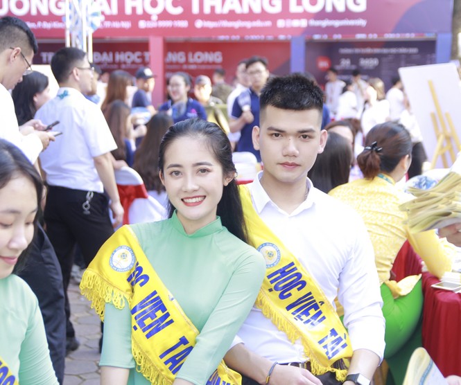 Từ vận động viên cầu lông cao 1m85 trở thành sinh viên Kế toán - ảnh 8