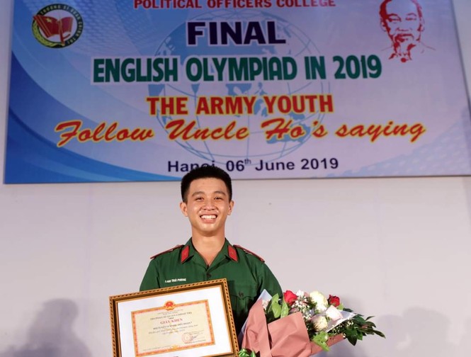 Đảng viên học sinh yêu màu xanh tình nguyện và màu xanh quân ngũ - ảnh 3