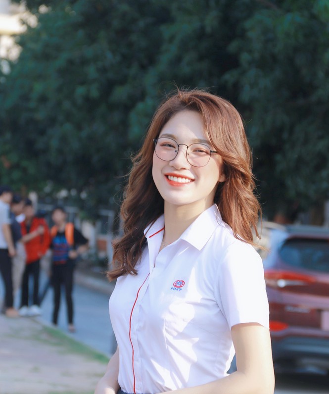 Giảng viên xinh đẹp “Tôi đã từng không thích làm nghề giáo” - ảnh 13
