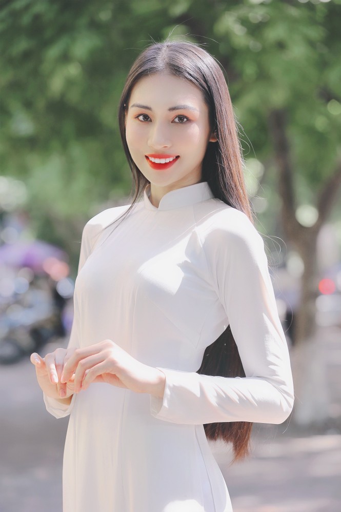 Hoa khôi Học viện Phụ nữ Việt Nam tinh khôi trong bộ ảnh áo dài - ảnh 10
