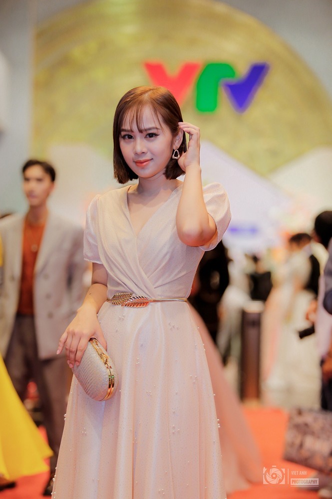 Nữ Á quân Cầu vồng 2020 – Hành trình chạm tay ước mơ truyền hình - ảnh 1