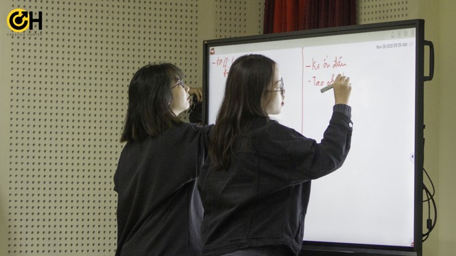 “To Creativity And Beyond”: Từ ý tưởng sáng tạo đến sản phẩm thiết kế - ảnh 3