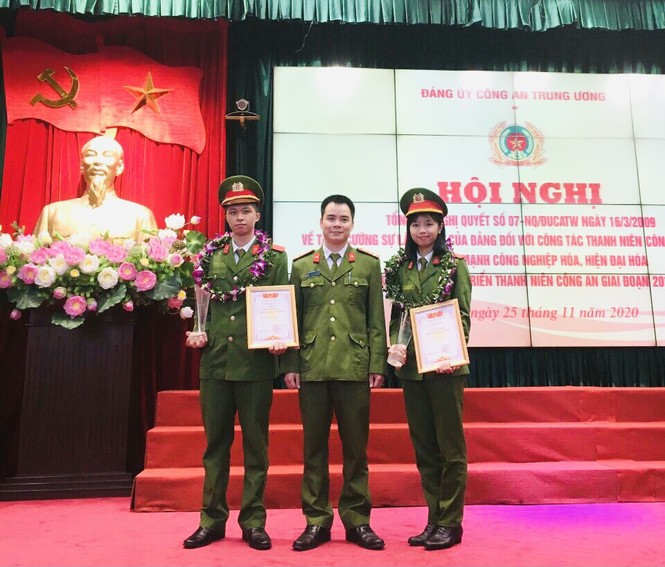 Nữ sinh cảnh sát đến từ Tuyên Quang có bảng thành tích dài kín trang A4 - ảnh 8