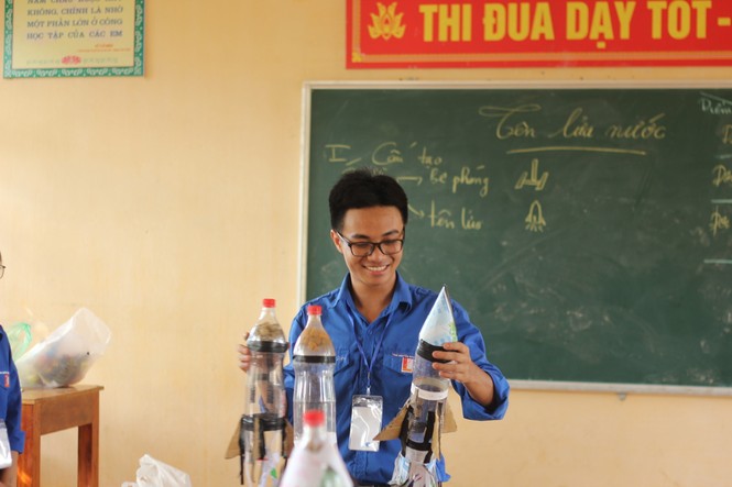 Thủ khoa khối A luôn giữ vững phong độ học tập với mục tiêu đạt bằng xuất sắc - ảnh 9