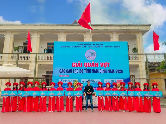 Chàng trai Nam Định cung cấp dịch vụ bê tráp cho ngót nghét nghìn cặp đôi - ảnh 12