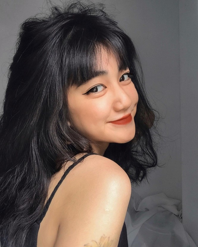 Nữ sinh thay đổi màu tóc mỗi tuần - ảnh 5