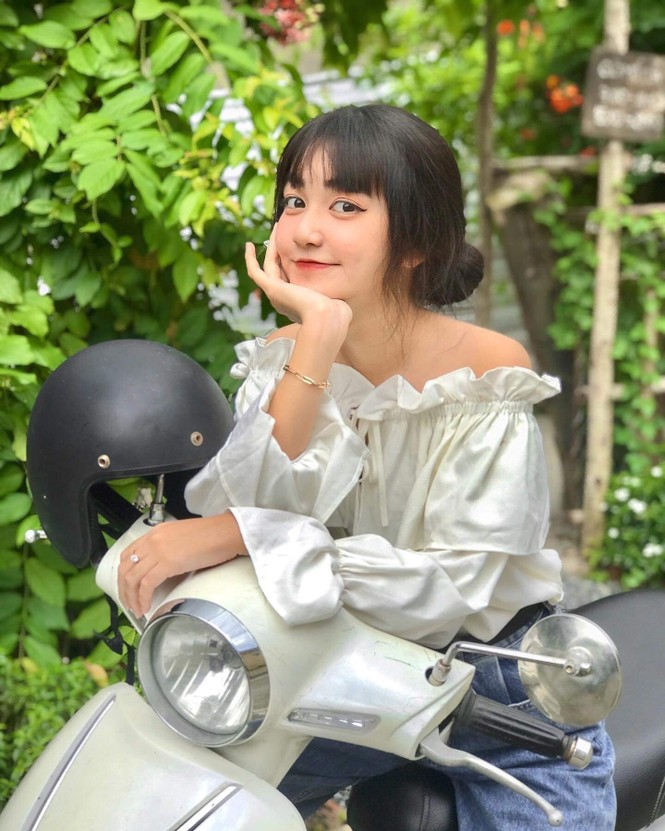 Nữ sinh thay đổi màu tóc mỗi tuần - ảnh 10