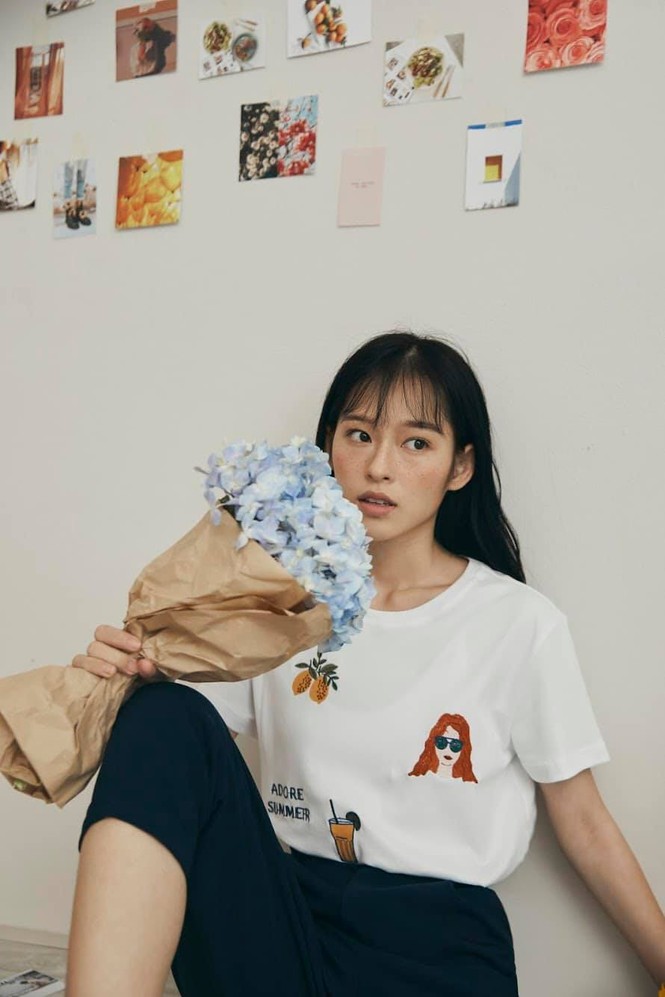 Nữ chính trong MV mới của Erik được netizen săn lùng bởi gương mặt đẹp tựa hoa đán - ảnh 11
