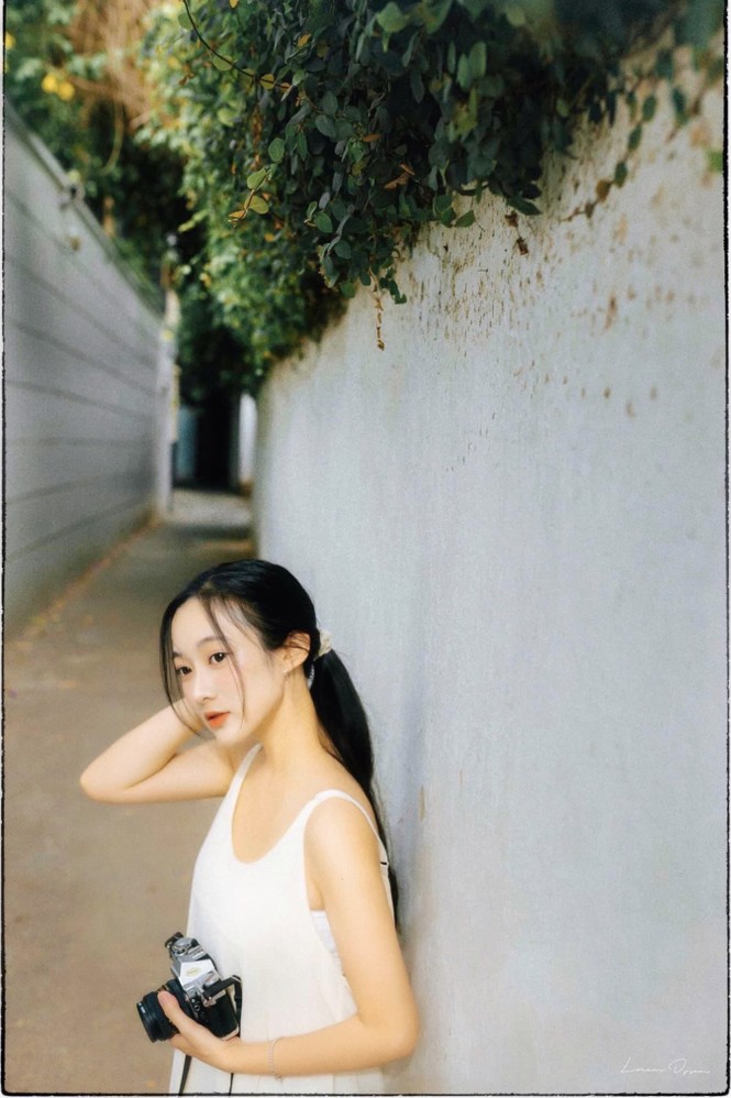 Cô giáo dạy Toán là mẫu ảnh kiêm photographer - ảnh 10