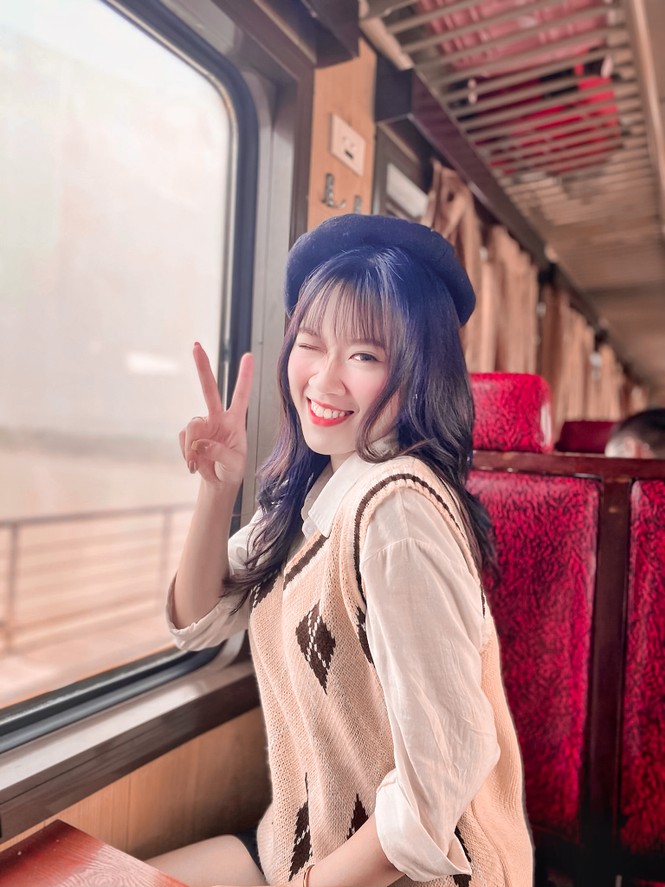 Vẻ đẹp của nữ sinh trường ĐH Nội vụ đạt giải Người đẹp trí tuệ - Miss Elegant Beauty 2020 - ảnh 6