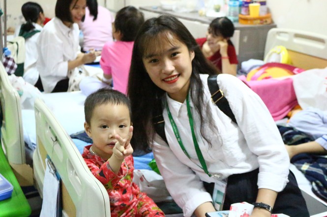 Nữ sinh Ngoại giao được kết nạp Đảng từ năm 18 tuổi - ảnh 10