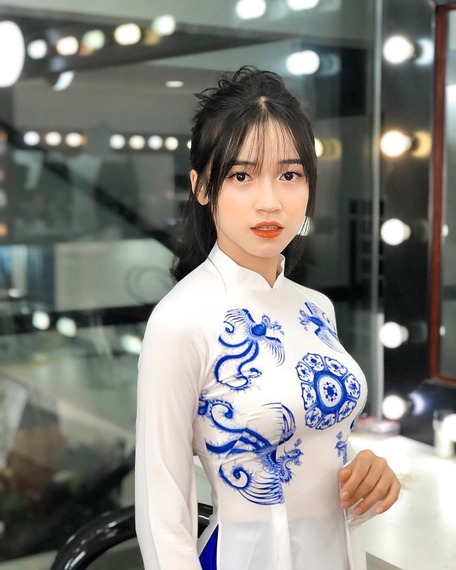 Nét đẹp tinh khôi của sinh viên năm nhất Đại học Quy Nhơn - ảnh 4