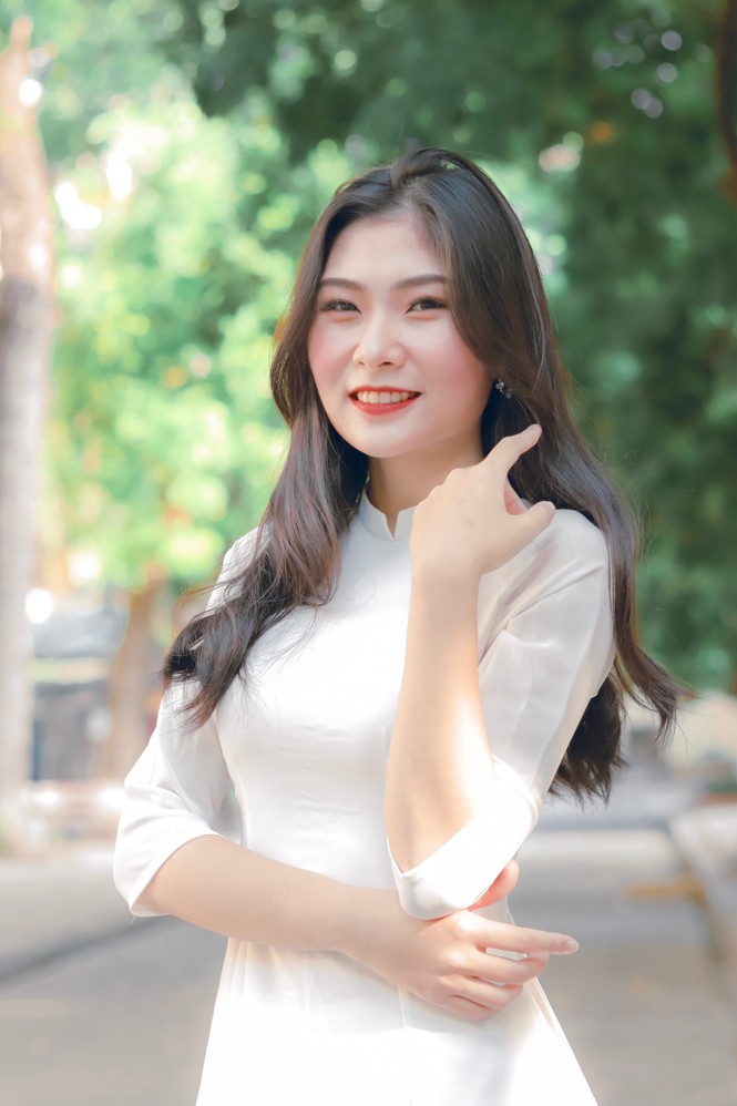 Nữ sinh trường Báo xinh đẹp, đa tài: “Bạn chỉ thực sự toả sáng khi được đặt vào đúng vị trí của mình” - ảnh 1