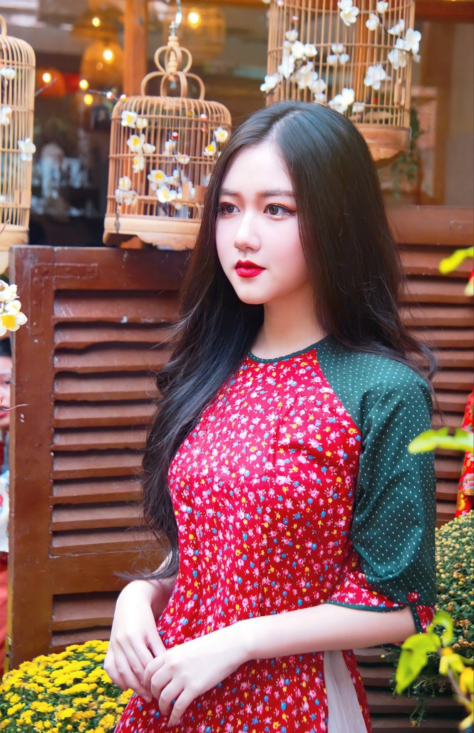 ‘Không thể rời mắt’ bộ ảnh chào Xuân đầy màu sắc của thiếu nữ 16 tuổi - ảnh 3