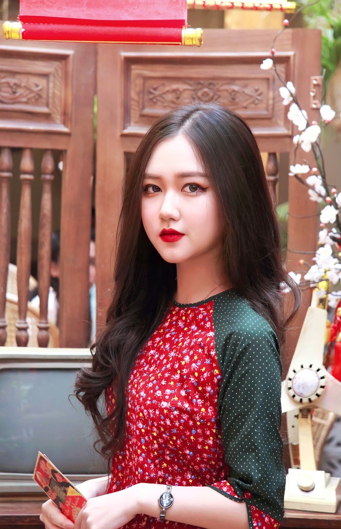 ‘Không thể rời mắt’ bộ ảnh chào Xuân đầy màu sắc của thiếu nữ 16 tuổi - ảnh 4
