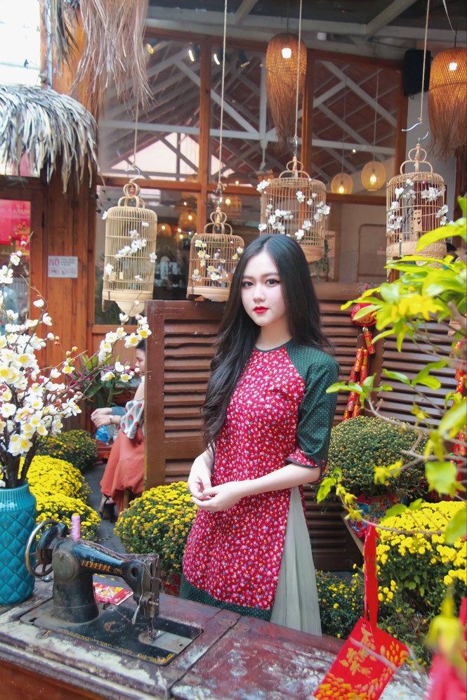 ‘Không thể rời mắt’ bộ ảnh chào Xuân đầy màu sắc của thiếu nữ 16 tuổi - ảnh 8