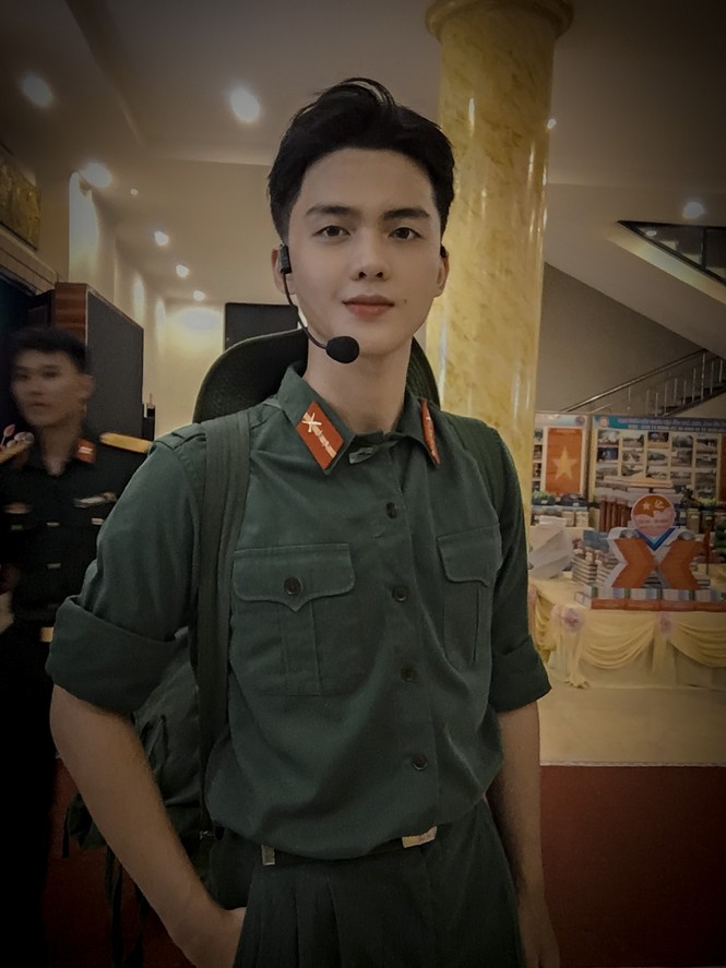 Anh bộ đội 9X gây thương nhớ bởi ngoại hình điển trai - ảnh 4