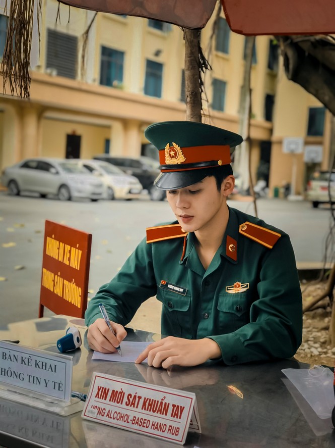 Anh bộ đội 9X gây thương nhớ bởi ngoại hình điển trai - ảnh 6