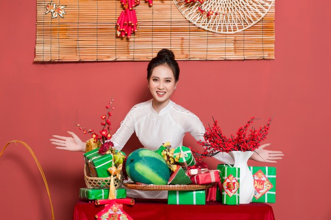Người đẹp xứ Nghệ rạng rỡ trong bộ ảnh chào Xuân - ảnh 4