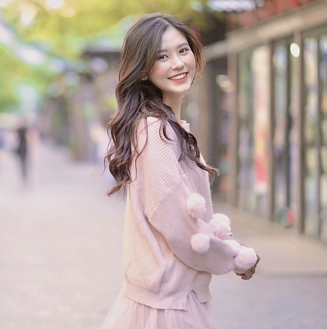 Nữ sinh điện ảnh gây ấn tượng bởi bộ ảnh Tết bên áo Tấc Việt phục - ảnh 20