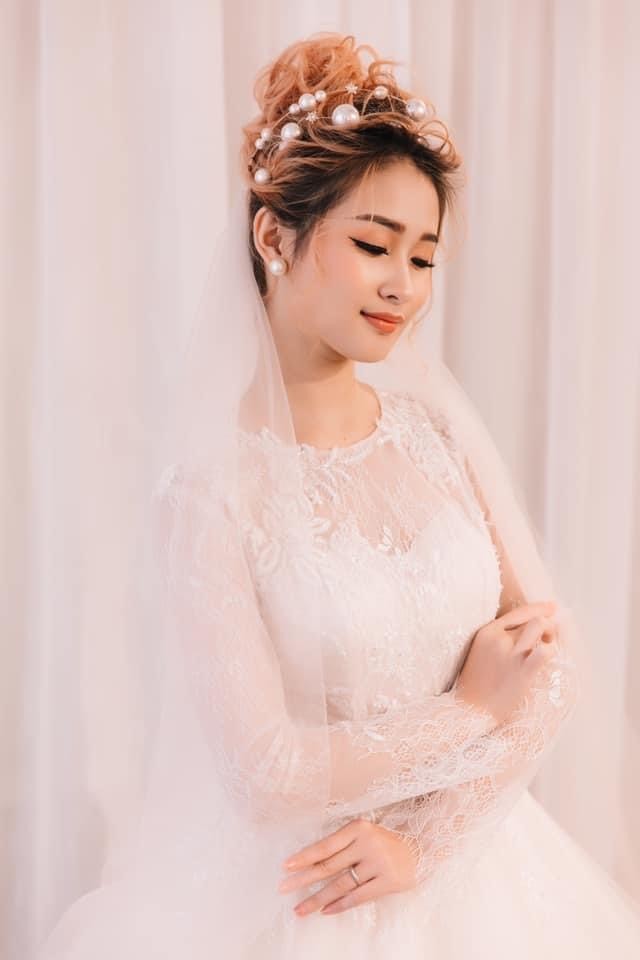 Ngắm “thiên thần 2K4” biến hóa trong nhiều phong cách chụp ảnh - ảnh 13