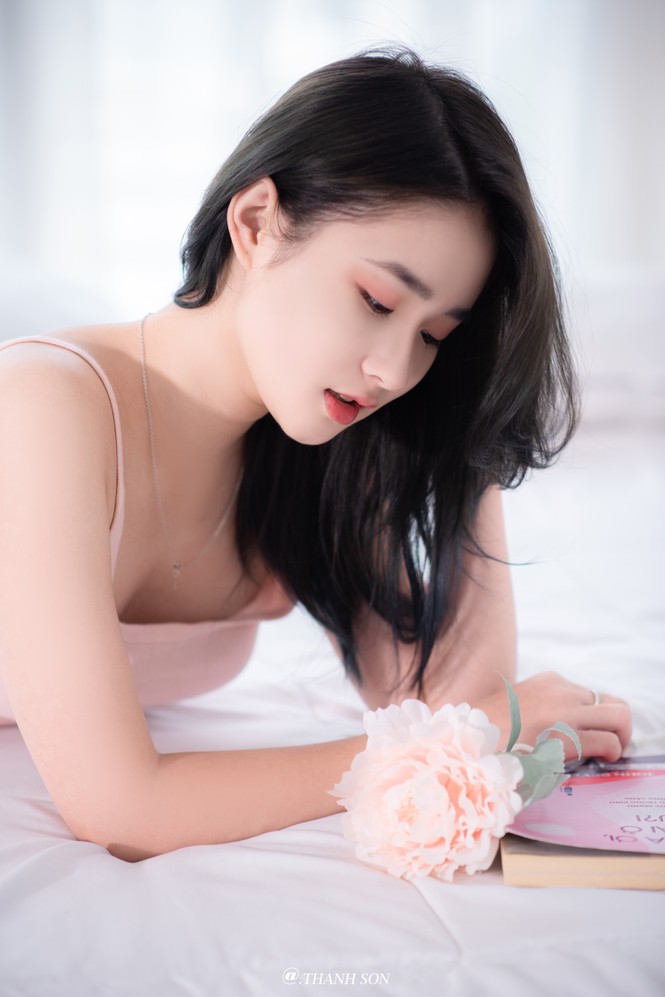 Ngắm “thiên thần 2K4” biến hóa trong nhiều phong cách chụp ảnh - ảnh 18