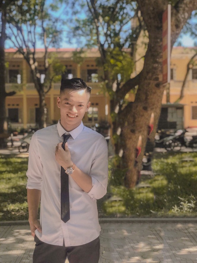 Phó Chủ tịch CLB sinh viên “Nhà doanh nghiệp tương lai” vươn lên từ câu chuyện gia đình - ảnh 4
