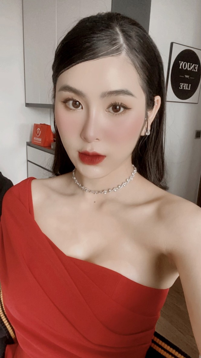 Gặp gỡ đầu xuân năm mới cùng hotgirl bạch biến - ảnh 11