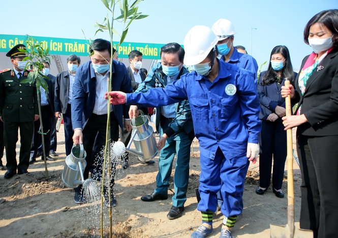 Hà Nội cùng Bộ TN&MT hưởng ứng chương trình trồng 1 tỷ cây xanh - ảnh 6