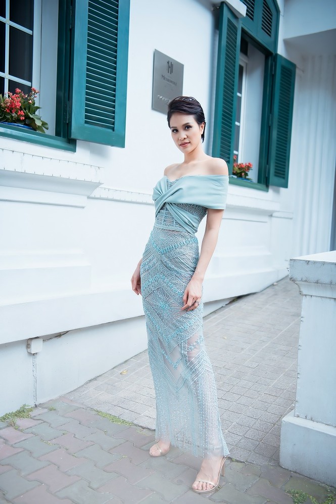 Sinh con chưa đầy 6 tháng, siêu mẫu Phương Mai đã lấy lại vóc dáng nuột nà - ảnh 1