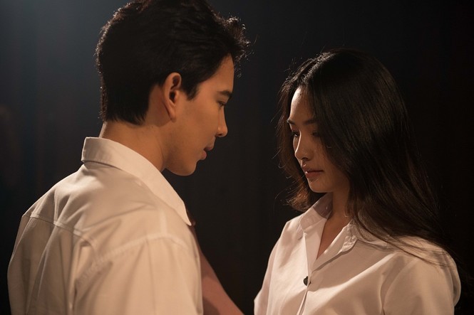 “Cơn mưa tình đầu”: Tình đầu bao giờ cũng để lại những hoài niệm đẹp đẽ nhất - ảnh 2